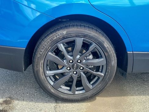 Used 2024 Chevrolet Equinox RS w/ RS Leather Package FWD image 7