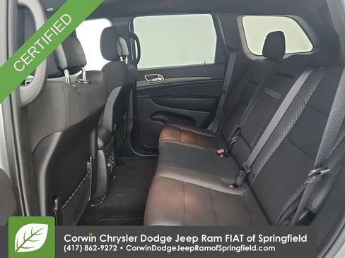 Certified 2021 Jeep Grand Cherokee Laredo image 30