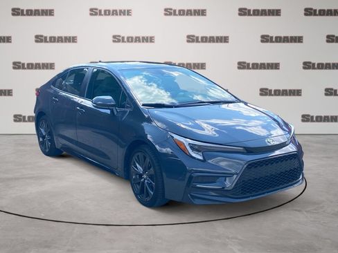 Used 2024 Toyota Corolla SE FWD image 2