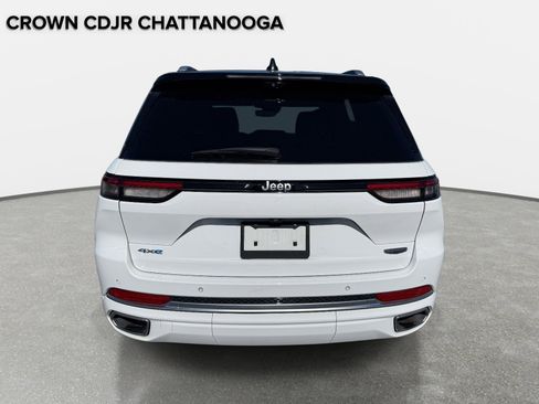 Certified 2024 Jeep Grand Cherokee Summit w/ Advanced Protech Group IV AWD/4WD image 5