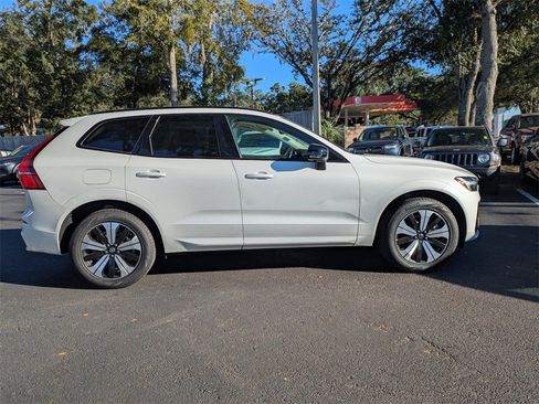 Certified 2025 Volvo XC60 T8 Core w/ Protection Package Premier image 7