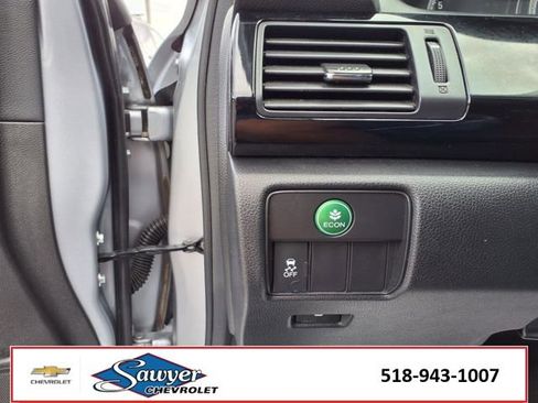 Used 2017 Honda Accord LX image 13