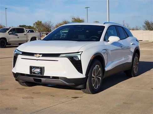 New 2026 Chevrolet Blazer EV LT image 3