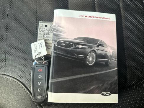Used 2018 Ford Taurus SHO AWD/4WD image 28