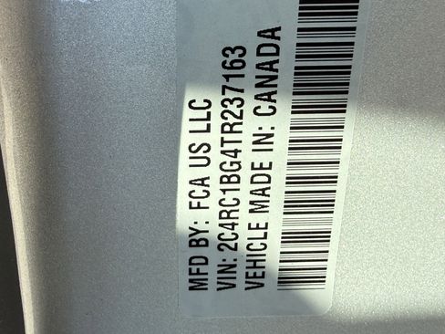 New 2026 Chrysler Pacifica Select image 19