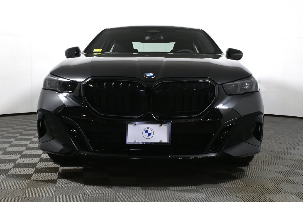 Used 2027 BMW 540i xDrive w/ M Sport Package AWD/4WD image 10
