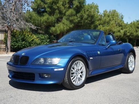 Used 2001 BMW Z3 3.0i RWD image 1