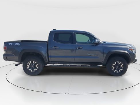 Used 2023 Toyota Tacoma TRD Off-Road image 2