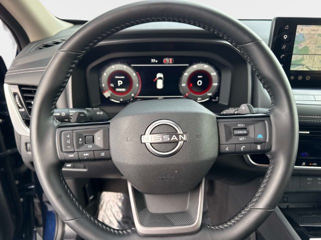 Used 2026 Nissan Rogue SL FWD image 26