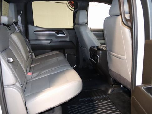 Used 2022 GMC Sierra 1500 SLT w/ SLT Convenience Package image 67