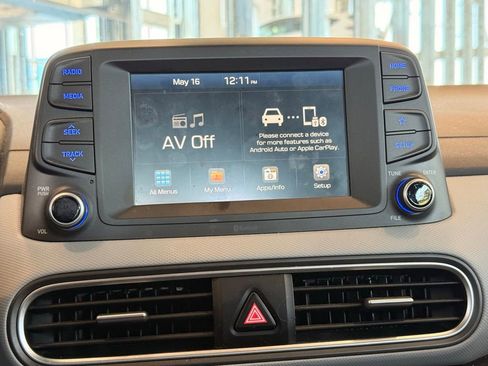 Used 2020 Hyundai Kona SE w/ Cargo Package AWD/4WD image 14