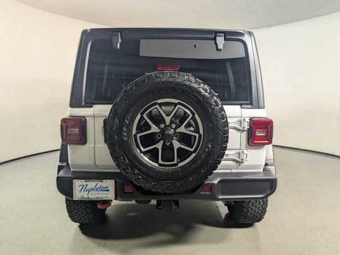 Used 2026 Jeep Wrangler Unlimited Rubicon AWD/4WD image 7