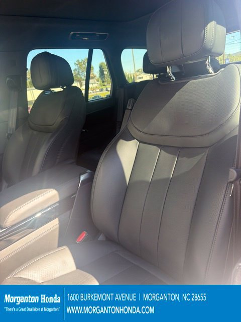 Used 2024 Land Rover Range Rover SE AWD/4WD image 7