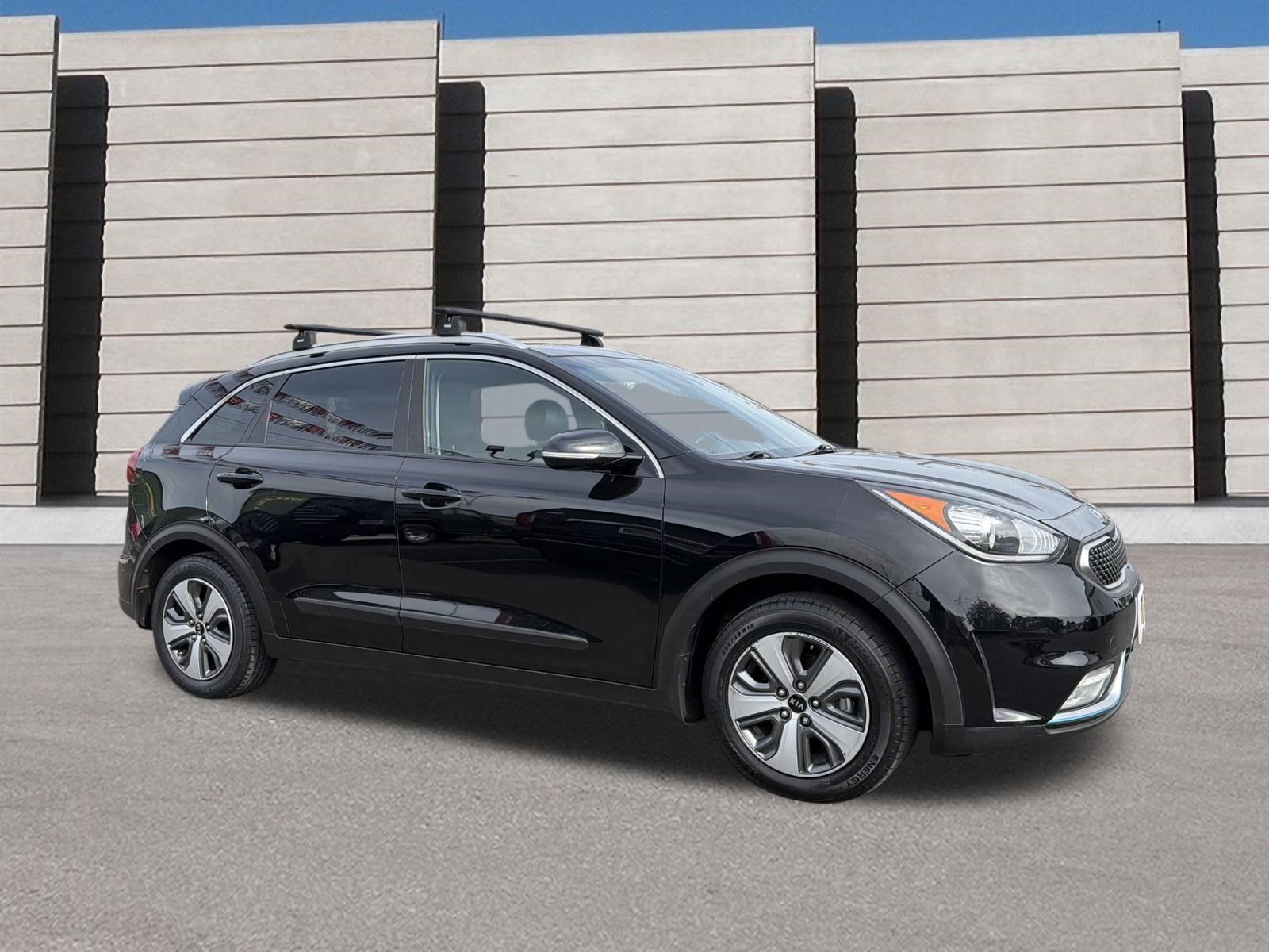 Used 2018 Kia Niro EX FWD image 6