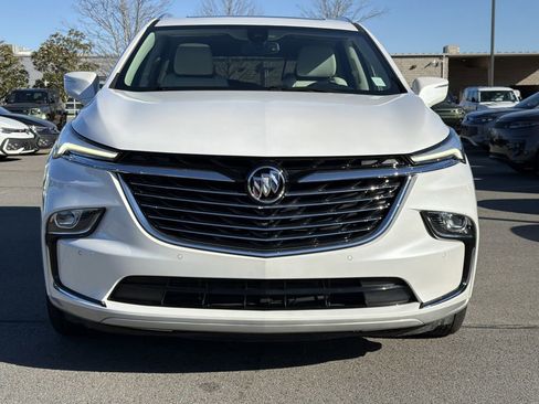 Used 2024 Buick Enclave Essence w/ Experience Buick Package image 8