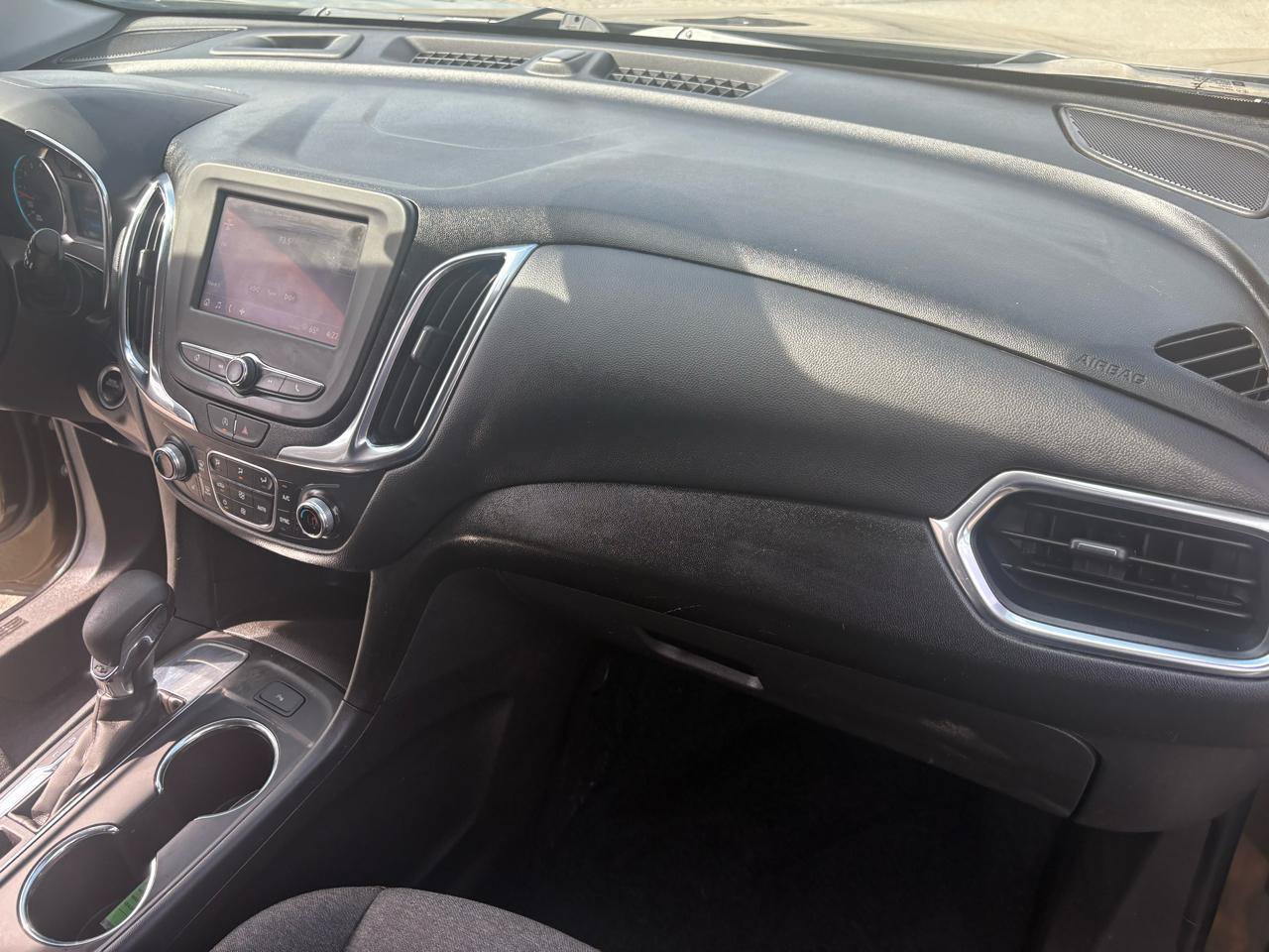 Used 2024 Chevrolet Equinox LT FWD image 37