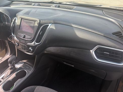 Used 2024 Chevrolet Equinox LT FWD image 37