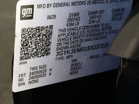 Certified 2025 Cadillac Optiq Sport 1 AWD/4WD image 27
