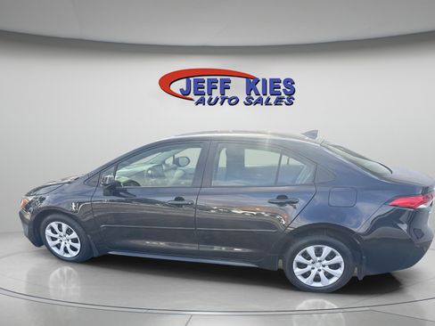 Used 2020 Toyota Corolla LE image 8