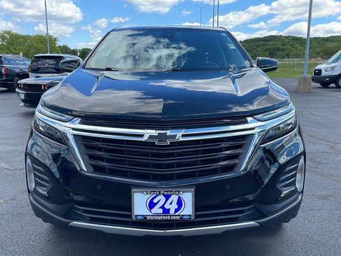 Used 2024 Chevrolet Equinox LT w/ LPO, Floor Liner Package AWD/4WD image 8