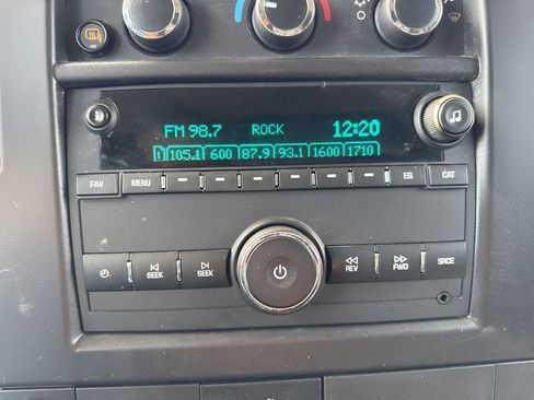 Used 2023 Chevrolet Express 2500 w/ Driver Convenience Package image 13