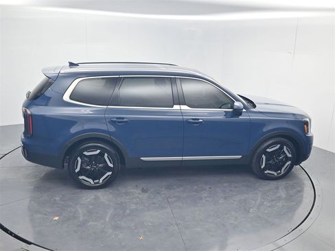 Certified 2023 Kia Telluride EX image 52