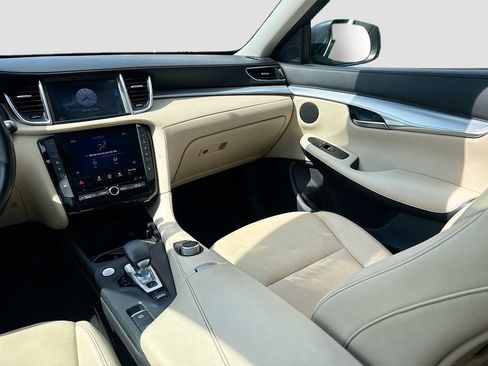 Used 2019 INFINITI QX50 Luxe w/ Cargo Package FWD image 24