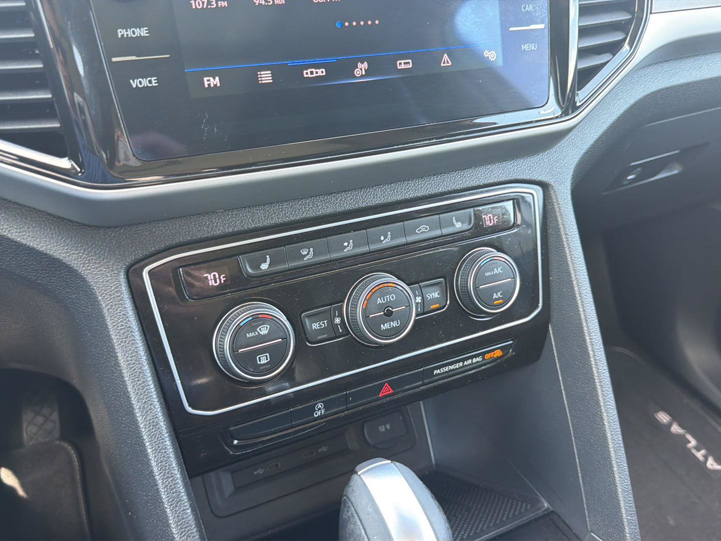 Used 2022 Volkswagen Atlas SE w/ Panoramic Sunroof Package FWD image 25