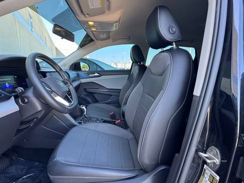 Used 2022 Volkswagen Taos SE AWD/4WD image 18