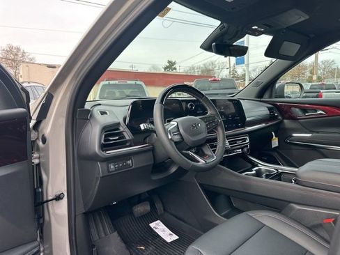 New 2026 Chevrolet Traverse Z71 w/ Enhanced Driving Package image 13