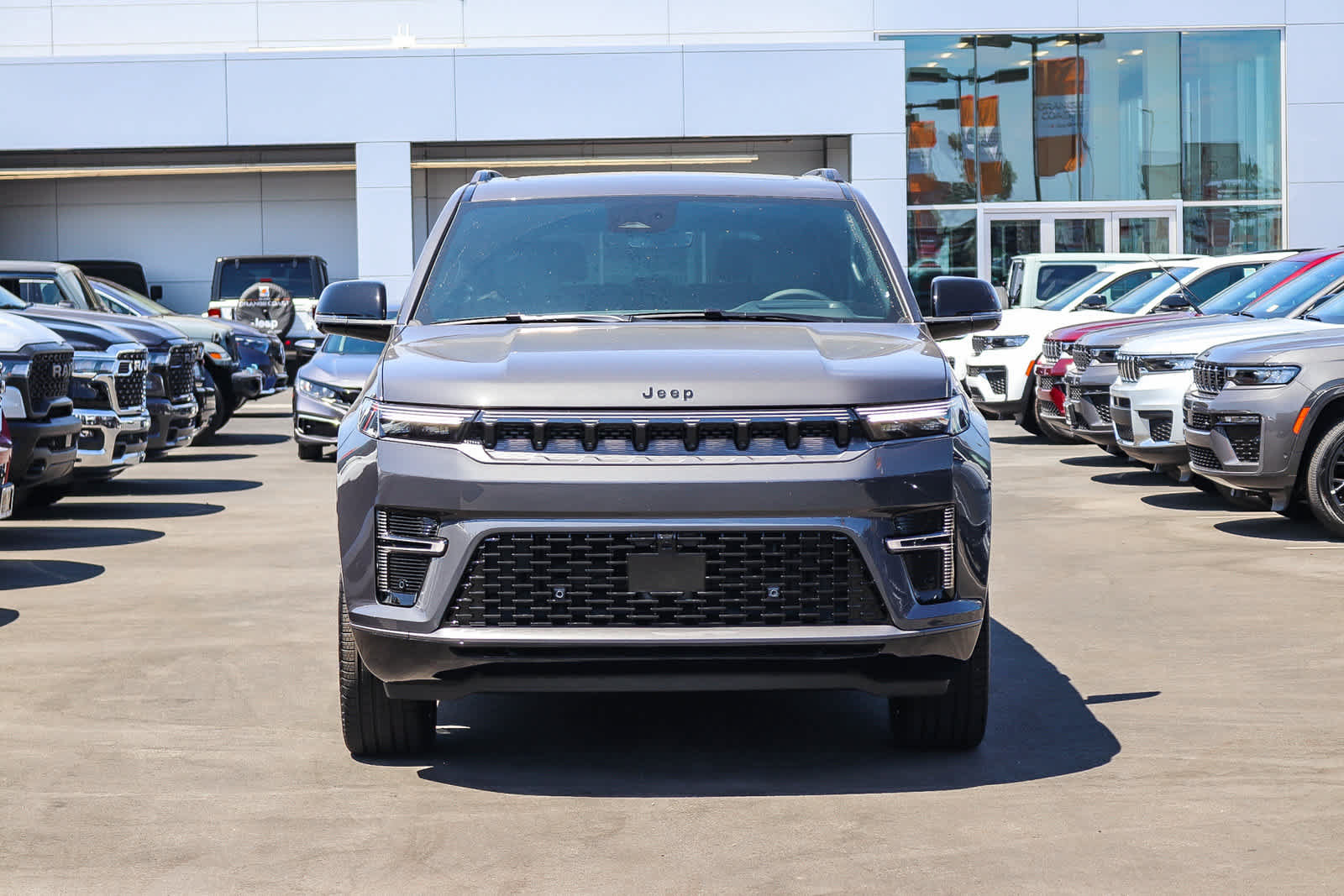 New 2026 Jeep Grand Wagoneer L Limited AWD/4WD image 2