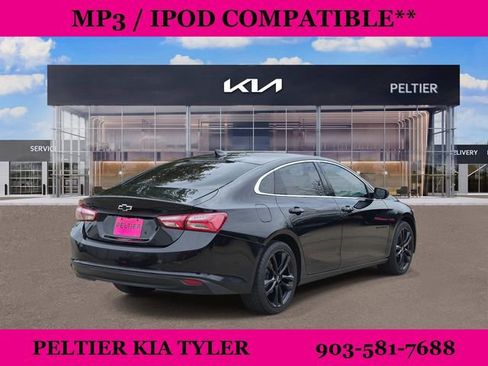 Used 2022 Chevrolet Malibu LT w/ Midnight Edition FWD image 8