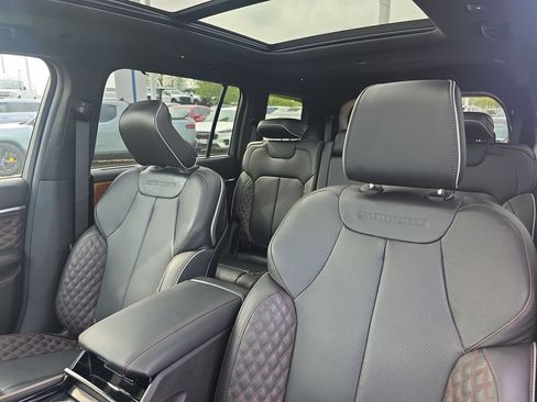 Used 2024 Jeep Grand Cherokee L Summit AWD/4WD image 20