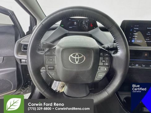 Used 2025 Toyota Prius XLE AWD/4WD image 14