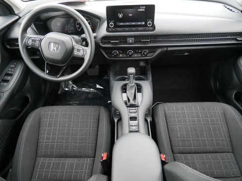 Certified 2024 Honda HR-V LX image 10