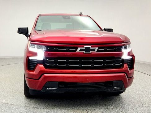 Used 2024 Chevrolet Silverado 1500 RST image 2
