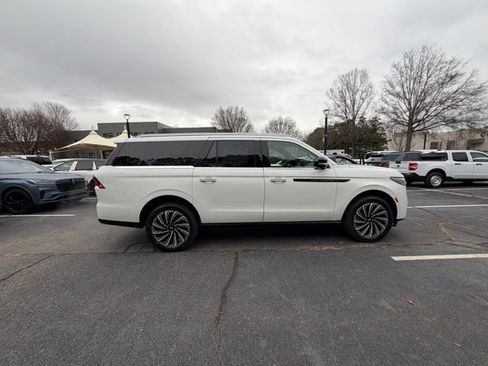 New 2025 Lincoln Navigator L Black Label image 6
