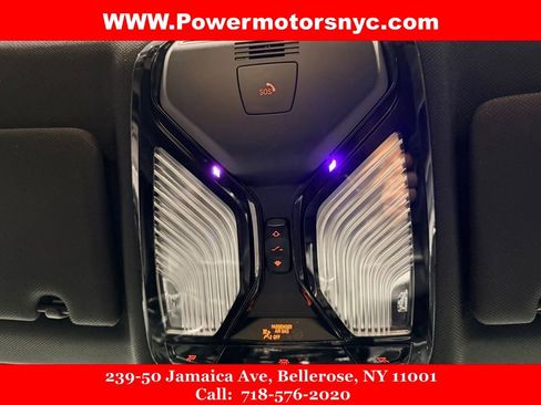 Used 2020 BMW 530e w/ M Sport Package image 42