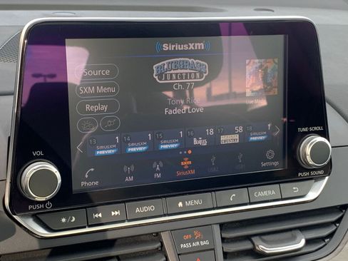 Used 2025 Nissan Altima 2.5 SV image 20