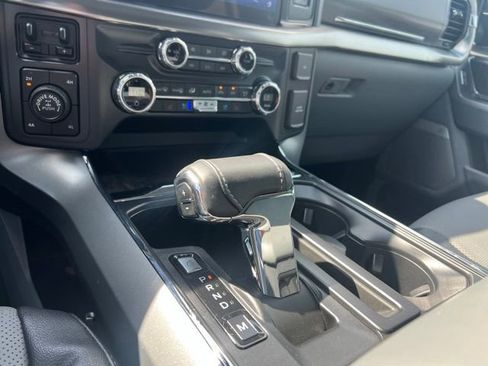 Used 2021 Ford F150 Lariat AWD/4WD image 19