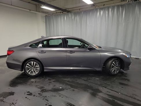 Used 2019 Honda Accord Hybrid image 9