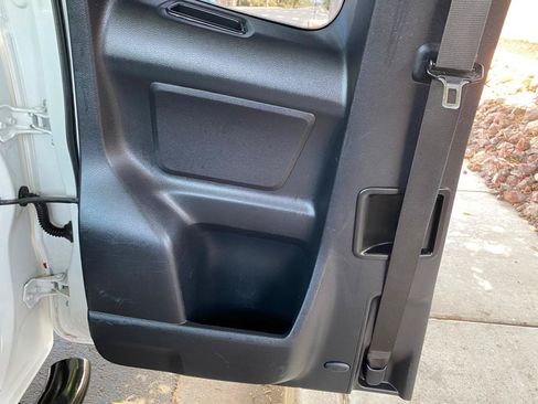 Used 2017 Toyota Tacoma 2WD Access Cab image 26