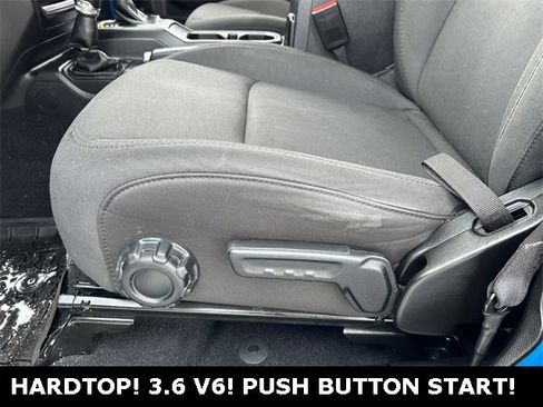 Used 2022 Jeep Wrangler Unlimited Sport image 17