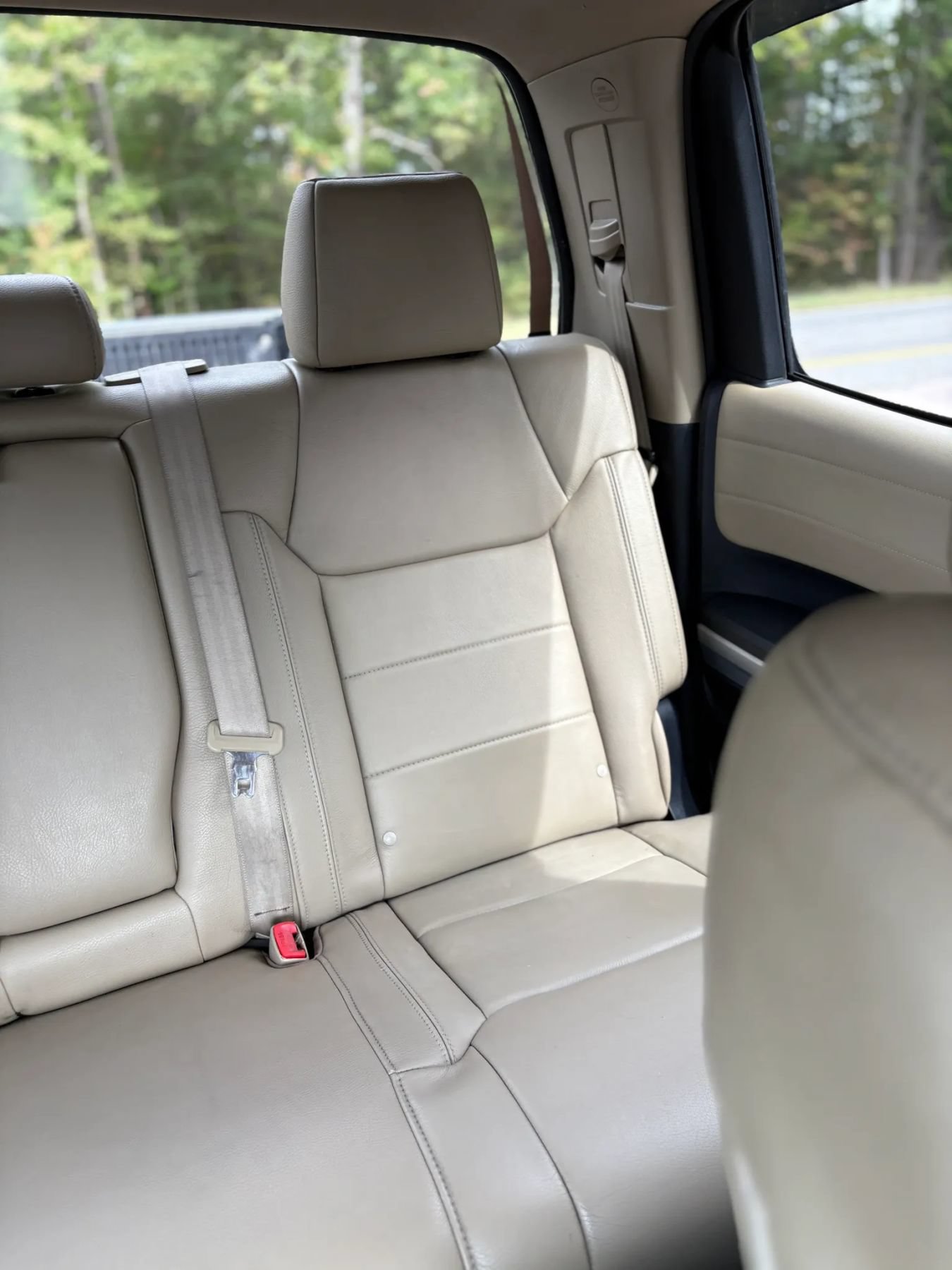 Used 2014 Toyota Tundra Limited w/ Limited Premium Package AWD/4WD image 19