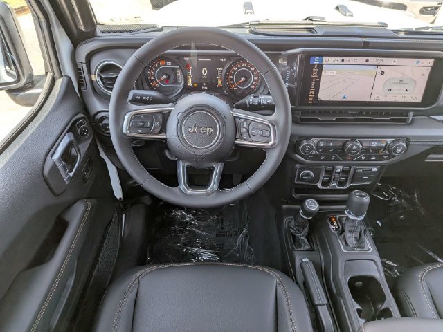 New 2026 Jeep Wrangler Unlimited Sahara AWD/4WD image 17
