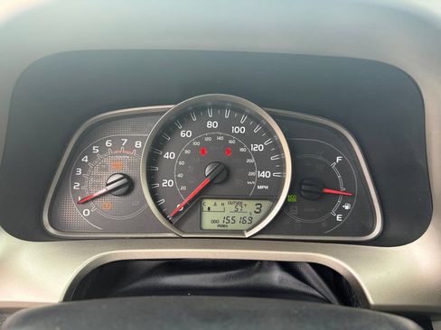 Used 2013 Toyota RAV4 LE FWD image 30