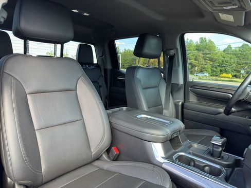 Used 2022 Chevrolet Silverado 1500 LTZ w/ Technology Package image 10