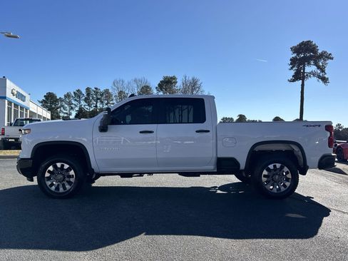 Used 2026 Chevrolet Silverado 2500 Custom w/ Custom Value Package image 7