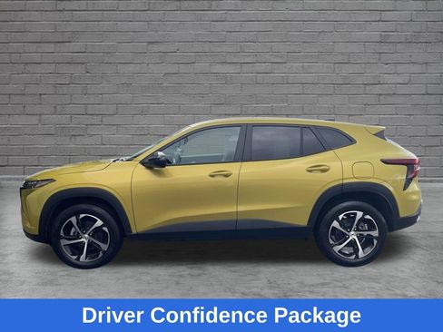 Used 2024 Chevrolet Trax RS w/ Driver Confidence Package FWD image 5