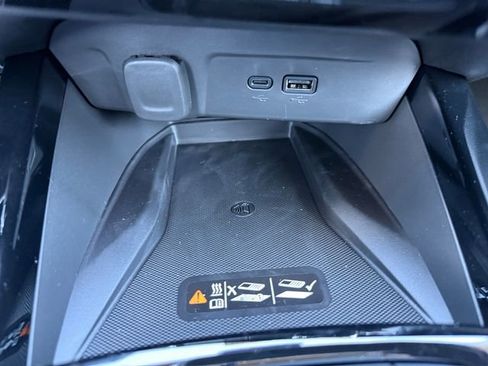 New 2026 Chevrolet Trax ACTIV w/ Sunroof Package image 22